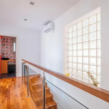 4 Bedroom Beautiful In Santa Cristina Daro Holiday home Santa Cristina d'Aro