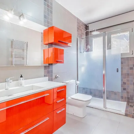Holiday home 4 Bedroom Beautiful In Santa Cristina Daro *