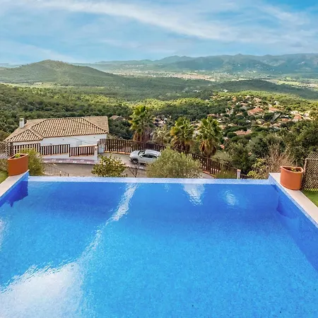4 Bedroom Beautiful In Santa Cristina Daro * Santa Cristina d'Aro