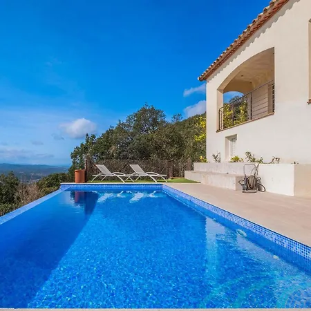Holiday home 4 Bedroom Beautiful In Santa Cristina Daro *